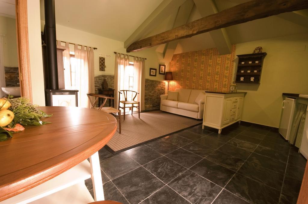 La Searila Guest House Seares Room photo